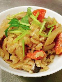 簡単!残ったお節(煮染め)で炊き込みご飯-レシピのメイン写真