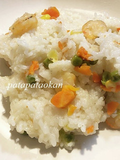 炊飯器で♡簡単エビピラフ-レシピのメイン写真