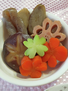 【飾り切り】四つ葉のクローバー-レシピのメイン写真