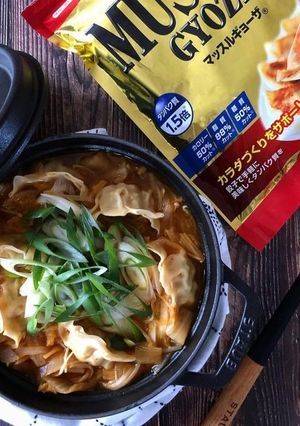 簡単1人分低糖質餃子入りキムチ鍋-レシピのメイン写真