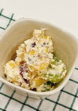 さつまいもとブドウのクリームチーズ白和え-レシピのメイン写真