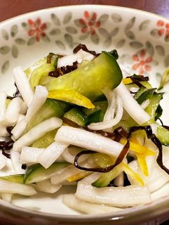 【簡単ムダなし】大根の皮の浅漬け-レシピのメイン写真