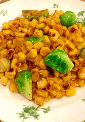 子ども喜ぶコーンと芽キャベツのバター醤油-レシピのメイン写真