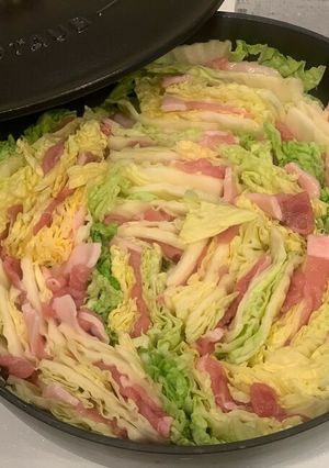staubでつくる♪簡単ミルフィーユ鍋-レシピのメイン写真
