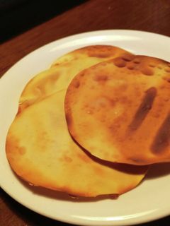 おつまみにピッタリ!餃子の皮せんべい!-レシピのメイン写真