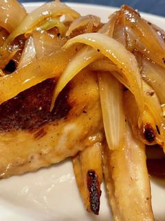 手羽先と玉ねぎのバター焼き-レシピのメイン写真