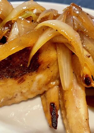 手羽先と玉ねぎのバター焼き-レシピのメイン写真