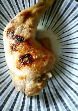 絶対おいしい、骨付きもも肉、３%塩水で-レシピのメイン写真