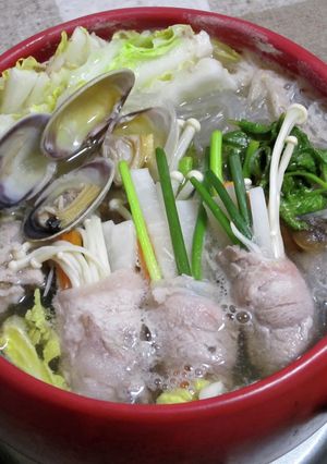 肉巻き野菜のエスニックレモン鍋-レシピのメイン写真