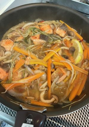 鮭のさっぱりレモンの甘酢炒め-レシピのメイン写真