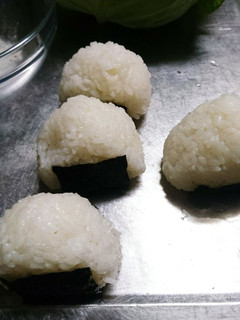 超簡単!コンビニの塩むすび-レシピのメイン写真
