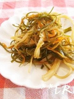 だし昆布とさきいかで松前漬け~♪♪-レシピのメイン写真