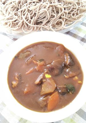 筑前煮入り☆リメイクカレーつけ蕎麦-レシピのメイン写真