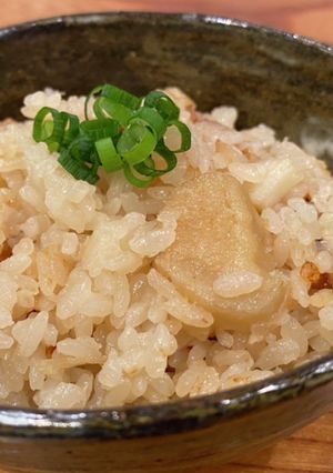 帆立バター醤油の炊き込みご飯[麹白だし]-レシピのメイン写真
