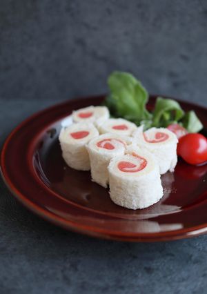 ［チーズ 明太子 ｸﾙｸﾙロールサンド］-レシピのメイン写真