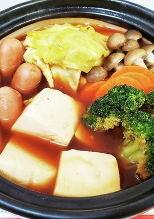 ケチャップで♪お手軽トマト鍋-レシピのメイン写真