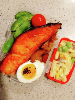 お弁当 鮭の塩焼き-レシピのメイン写真
