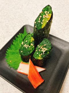 ほうれん草の海苔巻き♪お正月の門松にも-レシピのメイン写真