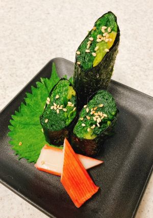 ほうれん草の海苔巻き♪お正月の門松にも-レシピのメイン写真