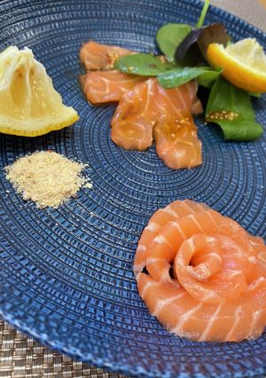 スパイスで作る！？サーモンのカルパッチョ-レシピのメイン写真