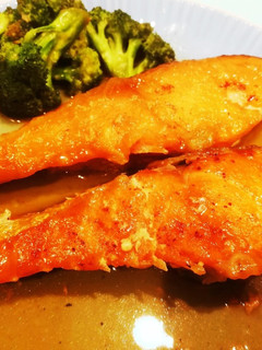 ご飯がすすむ!鮭のバター照り焼き-レシピのメイン写真