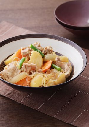 炒める手間なし！煮るだけ肉じゃが-レシピのメイン写真