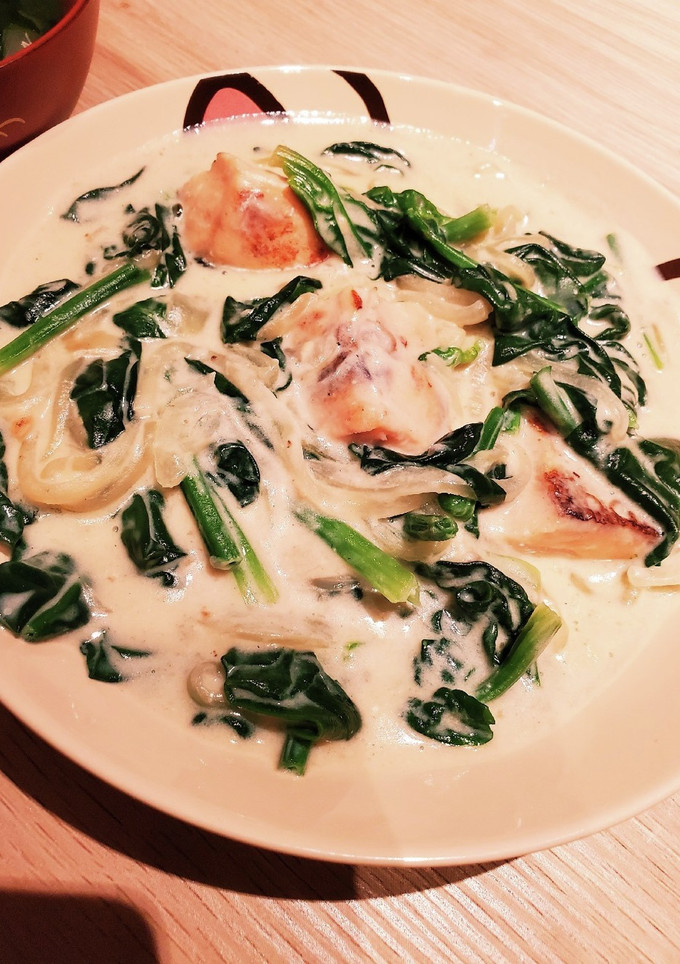 鮭とほうれん草のクリーム煮風-レシピのメイン写真