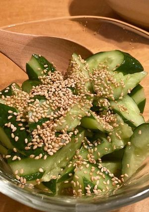 胡瓜の胡麻ナンプラー和え-レシピのメイン写真