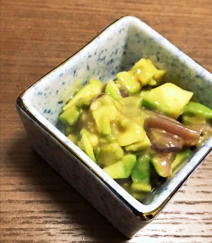 アボカド塩辛和え-レシピのメイン写真