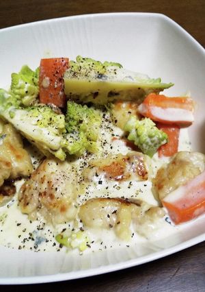 鶏肉のゴルゴンゾーラソース-レシピのメイン写真