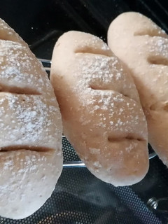 オートミールと全粒粉のパン-レシピのメイン写真