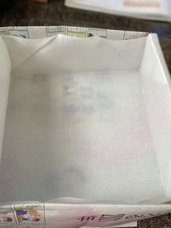 カステラ新聞紙の中に敷くクッキングシート-レシピのメイン写真