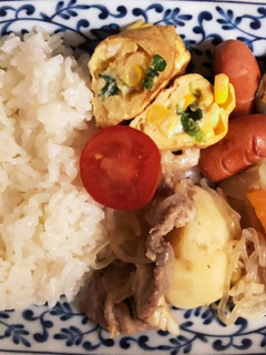 お留守番弁当(肉じゃがさつまと卵焼き)-レシピのメイン写真