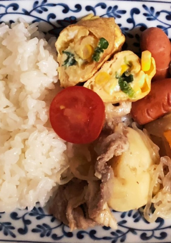 お留守番弁当(肉じゃがさつまと卵焼き)-レシピのメイン写真