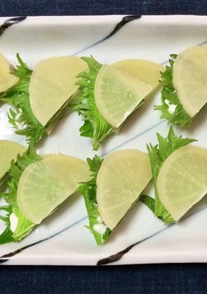 沢庵に大葉とクリームチーズ挟んだおつまみ-レシピのメイン写真
