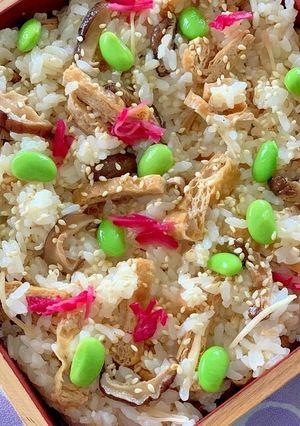 詰める手間要らず♪いなりちらしご飯-レシピのメイン写真