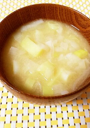 長ネギ大量消費！長ネギトロトロお味噌汁-レシピのメイン写真
