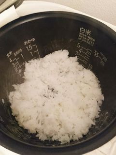 快速コースでもツヤツヤに炊けるよ-レシピのメイン写真