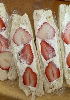 イチゴの味を生かすフルーツサンド-レシピのメイン写真