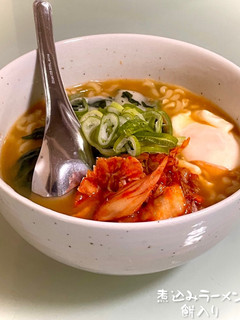 ちょい辛☆煮込み/辛ラーメン☆お餅入り-レシピのメイン写真