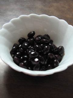 下ごしらえは土井式♡黒砂糖で黒豆煮-レシピのメイン写真