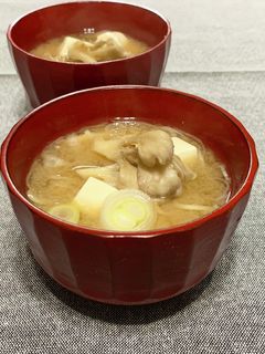 舞茸&豆腐とねぎのお味噌汁-レシピのメイン写真
