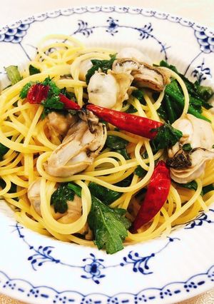牡蠣と春菊のシンプルパスタ-レシピのメイン写真