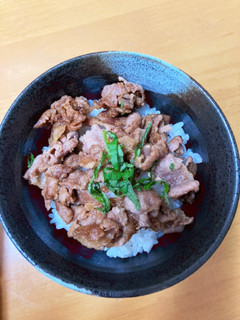 生姜焼き丼〜♪-レシピのメイン写真