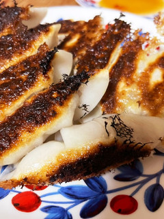 焼き肉のタレでホットプレート簡単ギョーザ-レシピのメイン写真