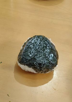 ばくだんおにぎり☆子どもと休日ランチ-レシピのメイン写真