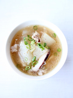 優しくて美味しい【冬瓜と豚の中華スープ】-レシピのメイン写真