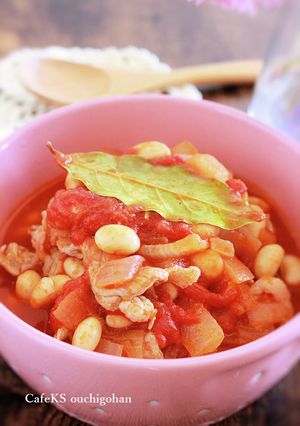 簡単さっと！豚コマ肉と大豆のトマト煮-レシピのメイン写真