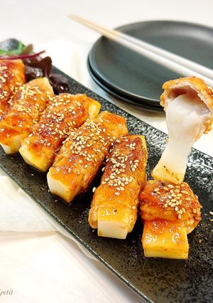 簡単♡ウマい！お餅の肉巻きヤンニョムダレ-レシピのメイン写真