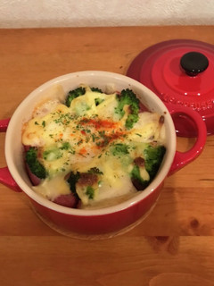 ソーセージとじゃがいものWチーズ焼き-レシピのメイン写真